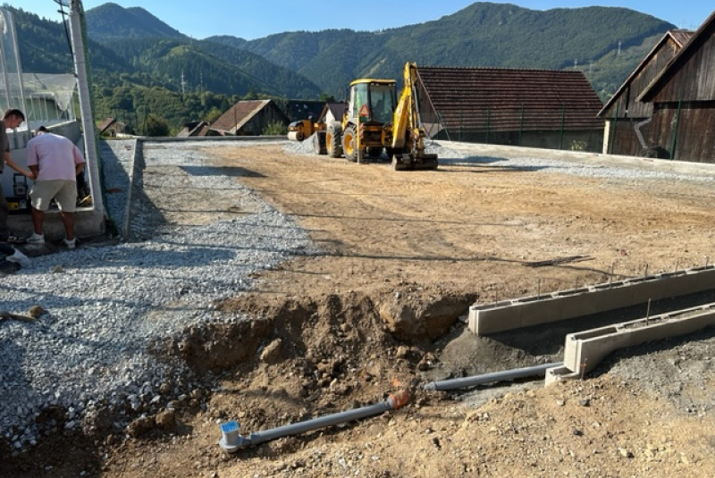 Referencie / Multifunkčné hokejové ihrisko 30x15 m v obci Švošov - foto