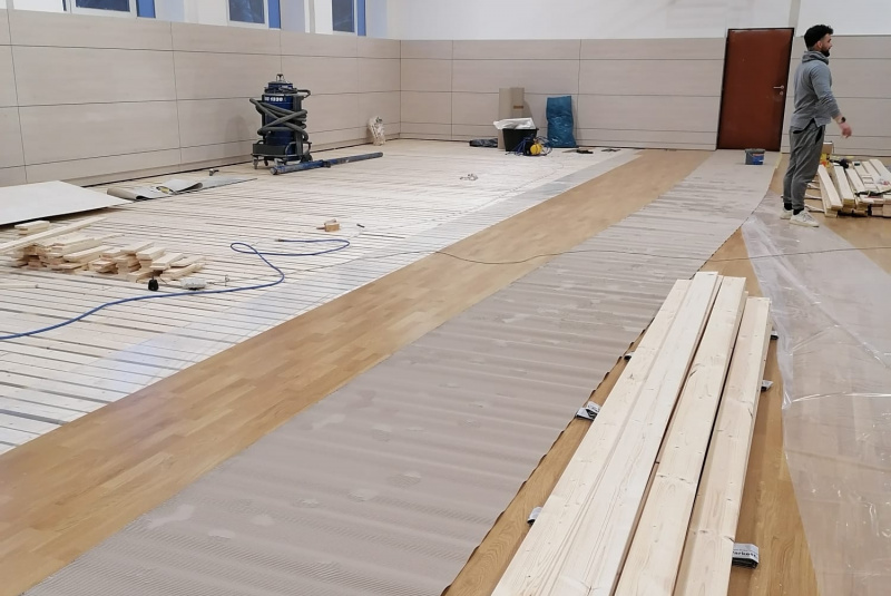 Referencie / Rekonštrukcia teločvične Jesseniova lekárska fakulta Martin - foto