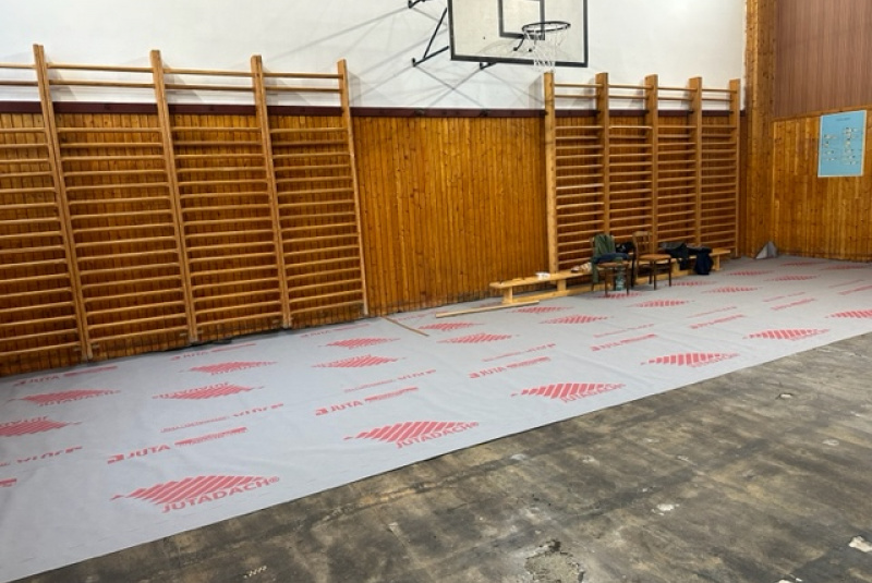 Referencie / Rekonštrukcia a modernizácia telocvične v obci Košťany nad Turcom - foto Referencie / Rekonštrukcia a modernizácia telocvične v obci Košťany nad Turcom - foto