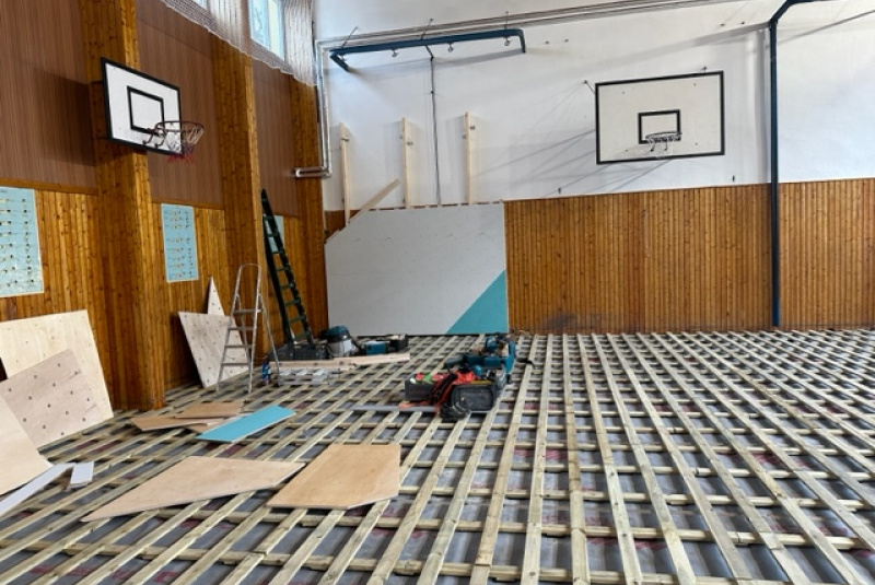 Referencie / Rekonštrukcia a modernizácia telocvične v obci Košťany nad Turcom - foto Referencie / Rekonštrukcia a modernizácia telocvične v obci Košťany nad Turcom - foto