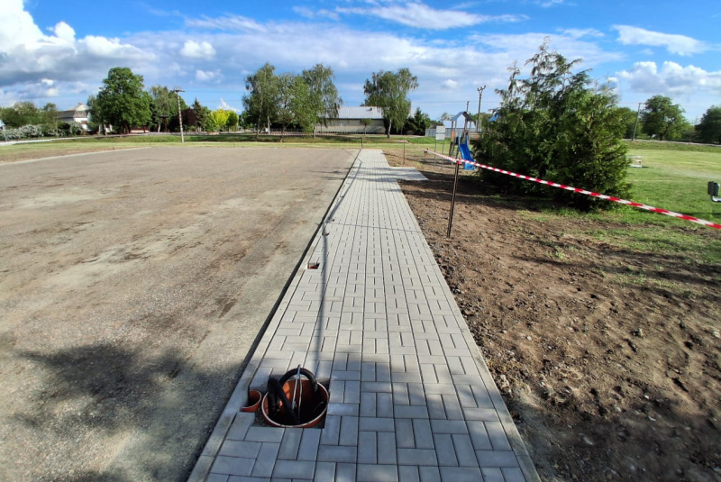 Referencie / Multifunkčné ihrisko 40x20 m v obci Horovce - foto Referencie / Multifunkčné ihrisko 40x20 m v obci Horovce - foto