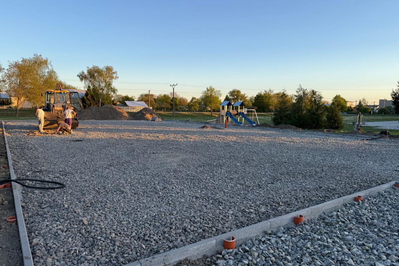 Referencie / Multifunkčné ihrisko 40x20 m v obci Horovce - foto