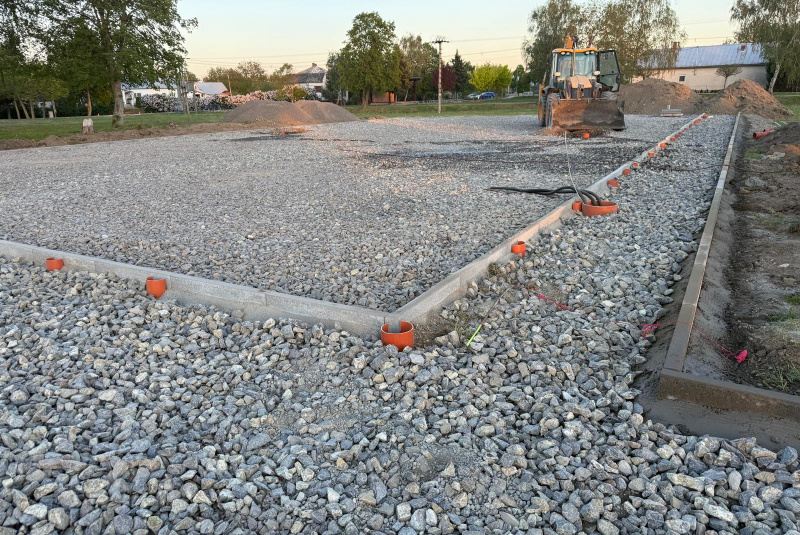 Referencie / Multifunkčné ihrisko 40x20 m v obci Horovce - foto