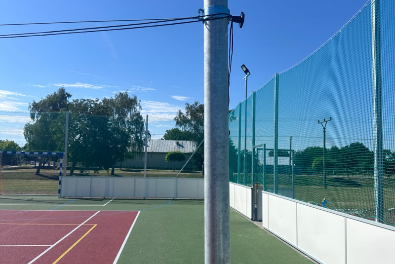 Referencie / Multifunkčné ihrisko 40x20 m v obci Horovce - foto