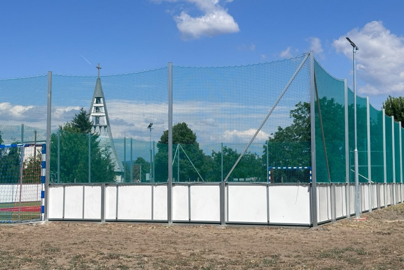 Referencie / Multifunkčné ihrisko 40x20 m v obci Horovce - foto