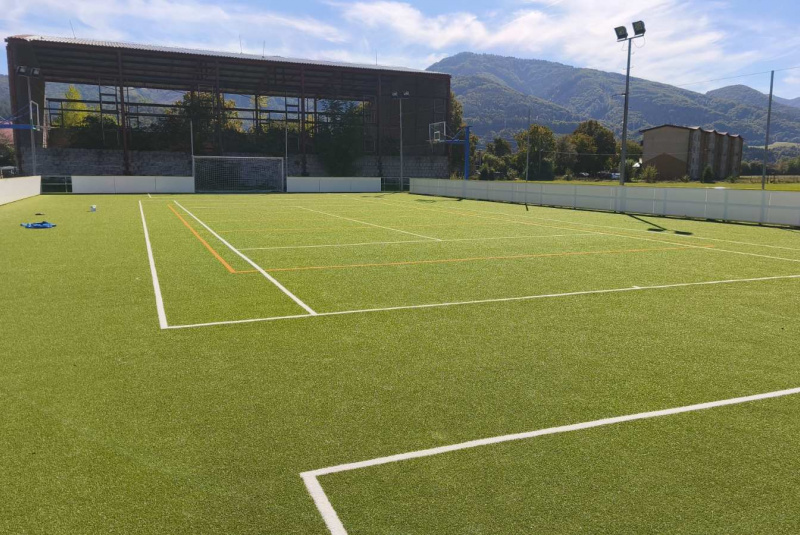 Referencie / Multifunkčné ihrisko 40x20 m v obci Krpeľany - foto Referencie / Multifunkčné ihrisko 40x20 m v obci Krpeľany - foto