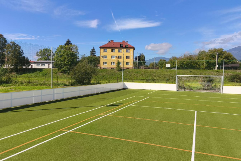 Referencie / Multifunkčné ihrisko 40x20 m v obci Krpeľany - foto