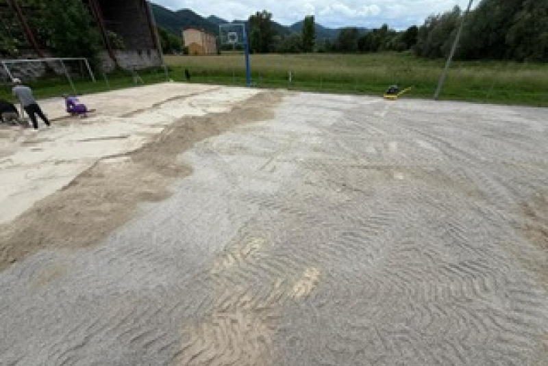 Referencie / Multifunkčné ihrisko 40x20 m v obci Krpeľany - foto Referencie / Multifunkčné ihrisko 40x20 m v obci Krpeľany - foto
