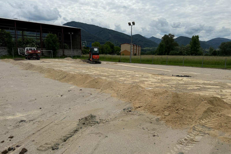 Referencie / Multifunkčné ihrisko 40x20 m v obci Krpeľany - foto