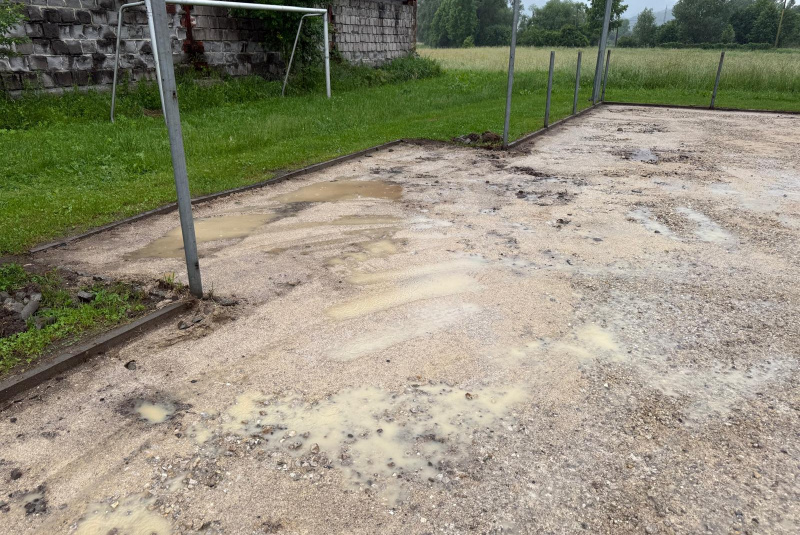 Referencie / Multifunkčné ihrisko 40x20 m v obci Krpeľany - foto