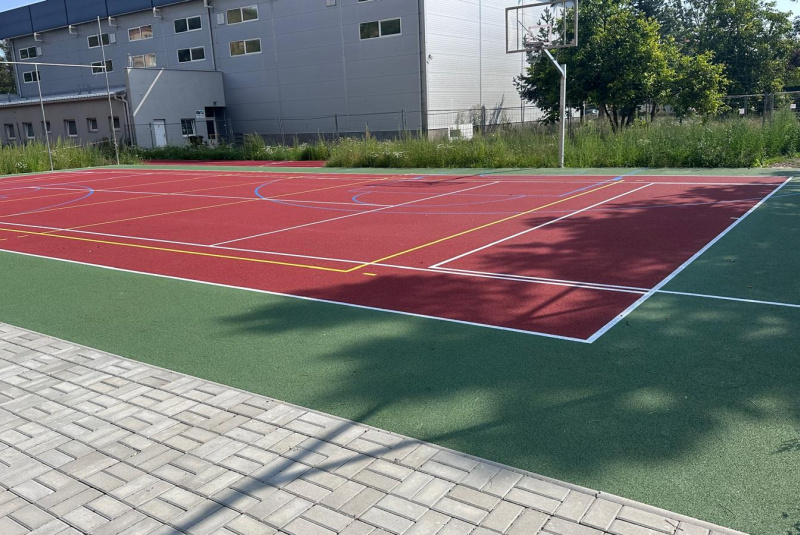 Referencie / „Revitalizácia športových ihrísk pri ZŠ Javorku, Žilina“ - foto