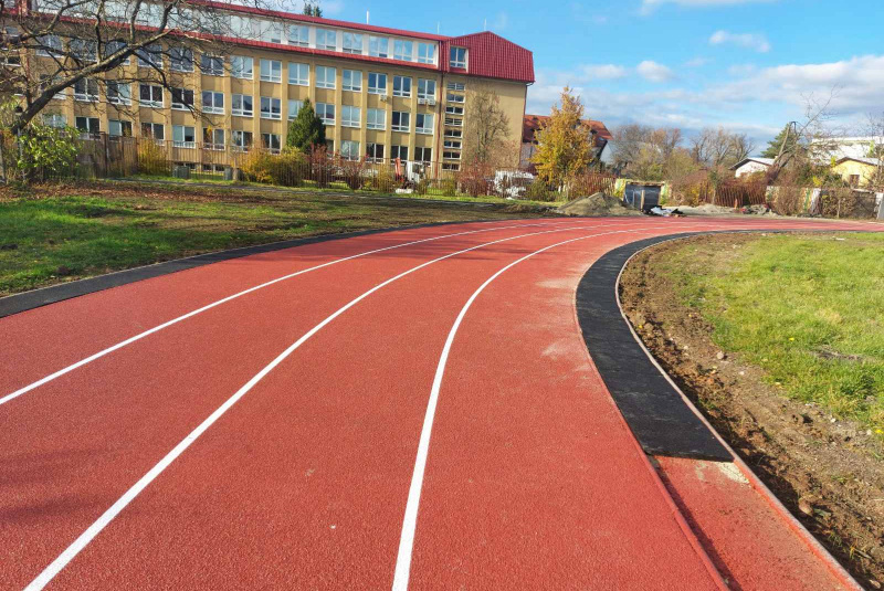 Referencie / Gymnázium Dubnica nad Váhom - foto