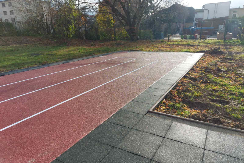 Referencie / Gymnázium Dubnica nad Váhom - foto