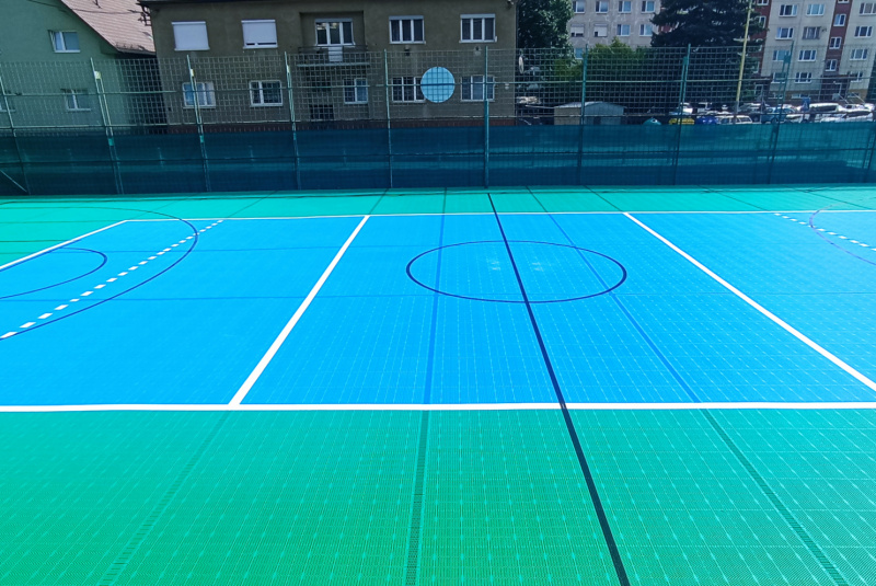 Referencie / Gymnázium F.Švantnera Nová Baňa - foto