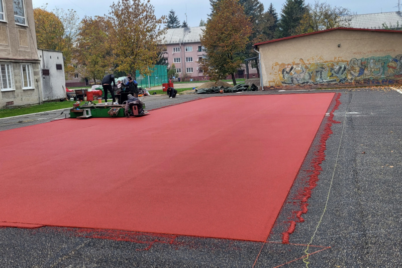 Referencie / Gymnázium, Školská ul. Považská Bystrica - foto