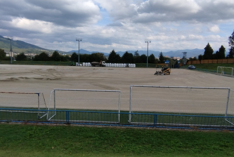 Referencie / Futbalové ihrisko 7040 m2 Mesto Vrútky - foto