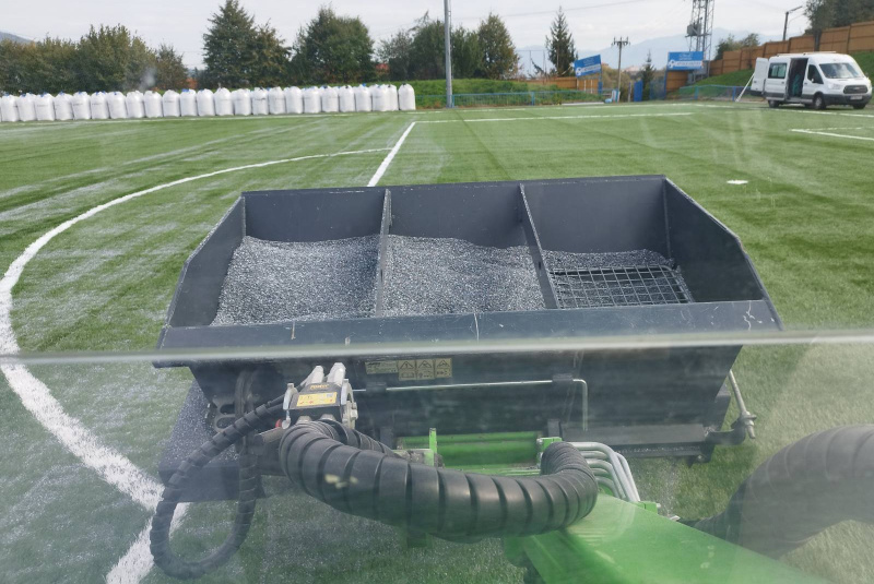 Referencie / Futbalové ihrisko 7040 m2 Mesto Vrútky - foto