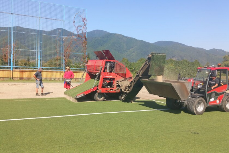 Referencie / Futbalové ihrisko 7040 m2 Mesto Vrútky - foto