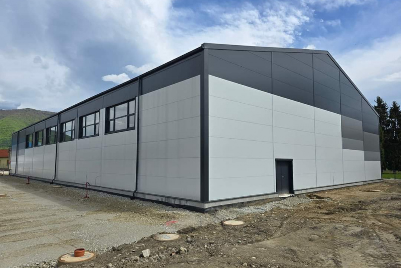 Novinky / Realizácia multifunkčnej športovej haly v meste Vrútky - foto Novinky / Realizácia multifunkčnej športovej haly v meste Vrútky - foto