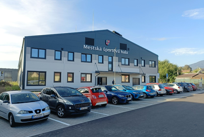 Novinky / Realizácia multifunkčnej športovej haly v meste Vrútky - foto Novinky / Realizácia multifunkčnej športovej haly v meste Vrútky - foto