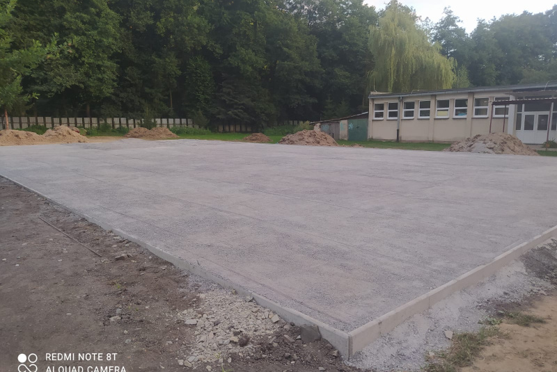 Referencie / Rekonštrukcia športovej infraštruktúry ZŠ Hriňová - foto