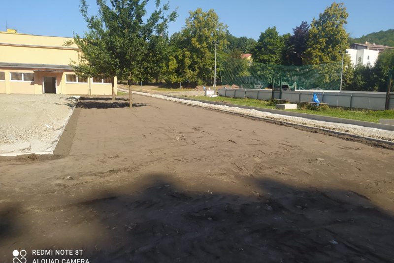 Referencie / Rekonštrukcia športovej infraštruktúry ZŠ Hriňová - foto