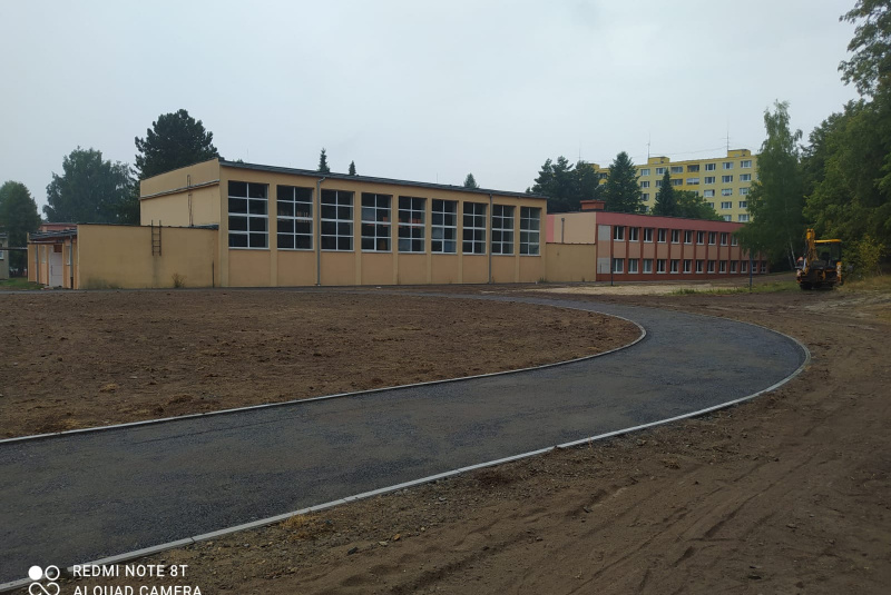 Referencie / Rekonštrukcia športovej infraštruktúry ZŠ Hriňová - foto