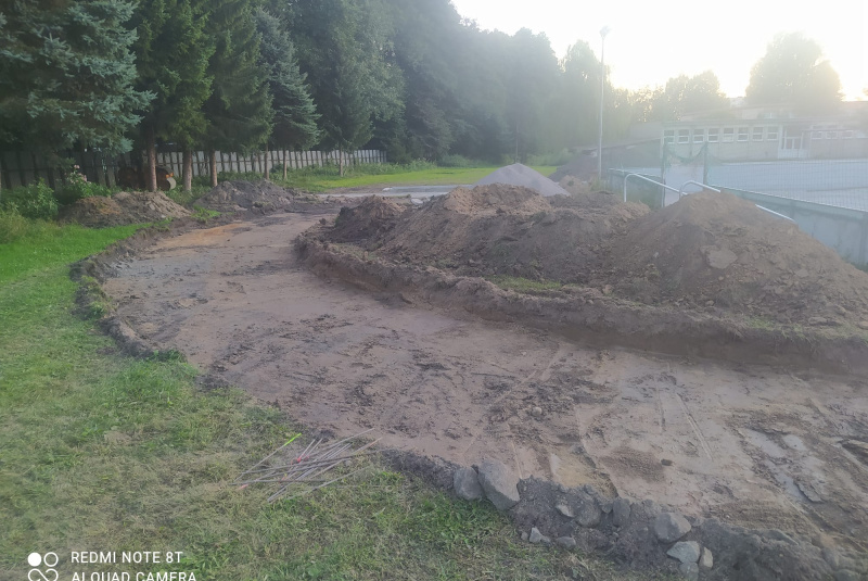 Novinky / Rekonštrukcia športovej infraštruktúry ZŠ Hriňová - foto Novinky / Rekonštrukcia športovej infraštruktúry ZŠ Hriňová - foto