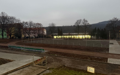 ŠPORTOVÝ AREÁL PRI ZŠ ŠKOLSKÁ TLMAČE. ŠPORTOVÝ AREÁL PRI ZŠ ŠKOLSKÁ TLMAČE.