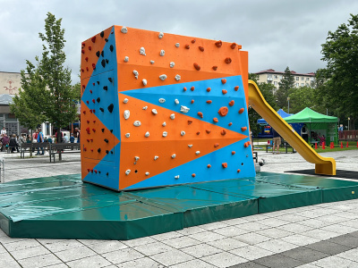 Mobilné lezecké steny