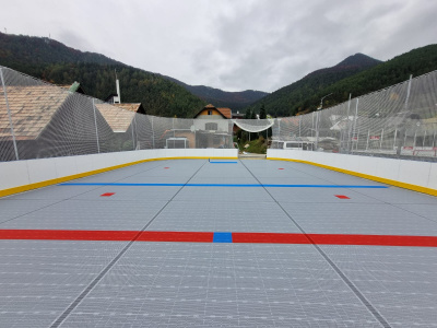 Multifunkčné hokejové ihrisko 30x15 m v obci Švošov